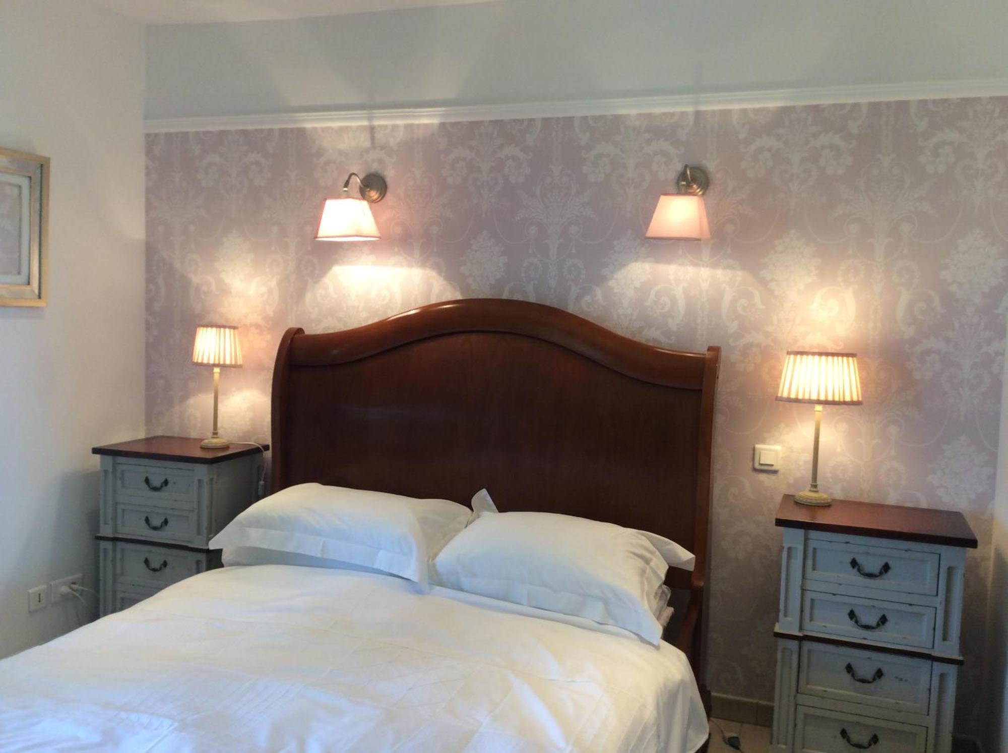 ドンム Les Jonquilles Bed & Breakfast エクステリア 写真