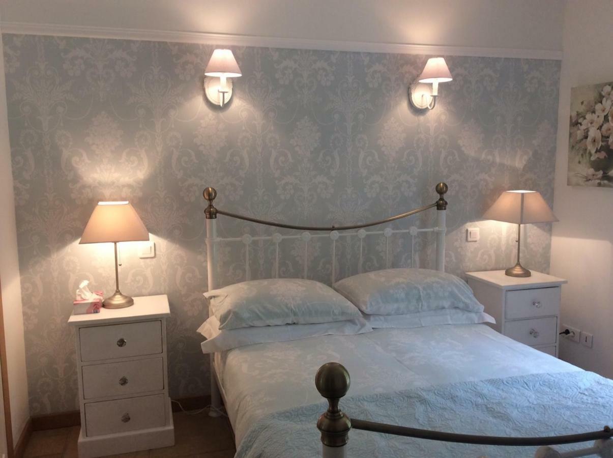 ドンム Les Jonquilles Bed & Breakfast エクステリア 写真